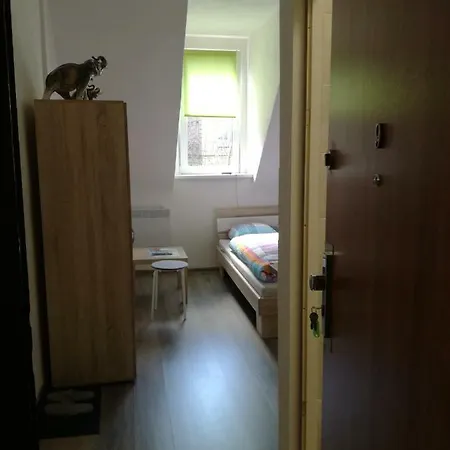 公寓 Apartman *
